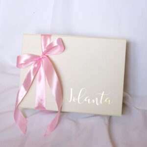 pudełko magnetyczne beżowe